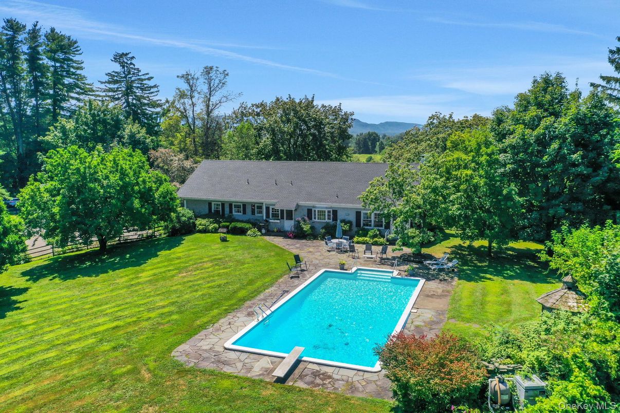 Backyard, Exterior, Pool