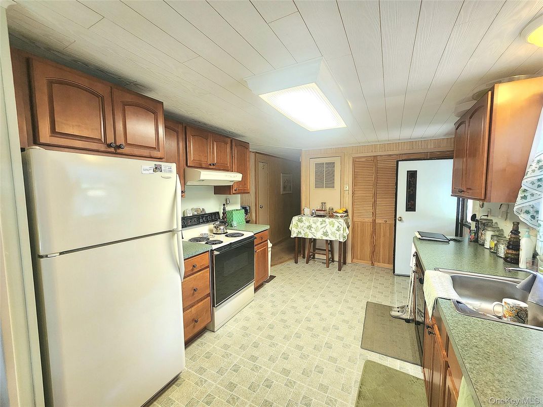 Interior, Kitchen