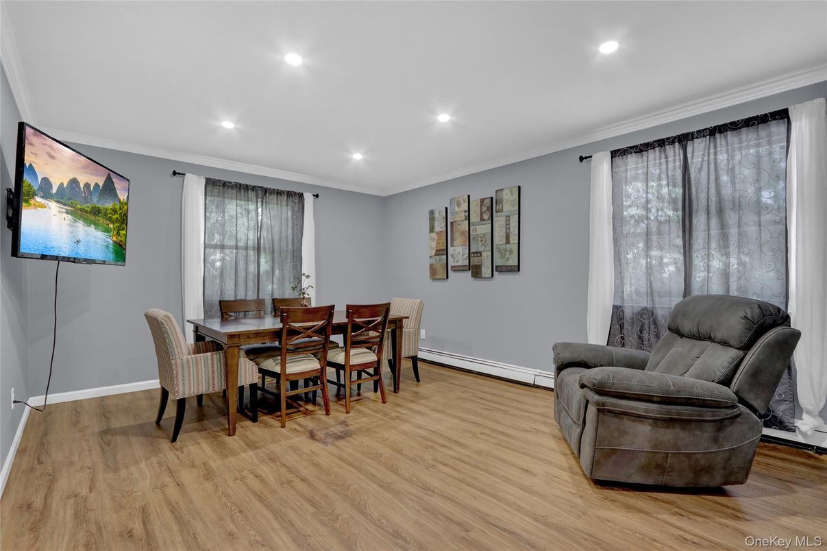 Dining room, Interior, Recessed Lighting, Wood Texture Flooring
