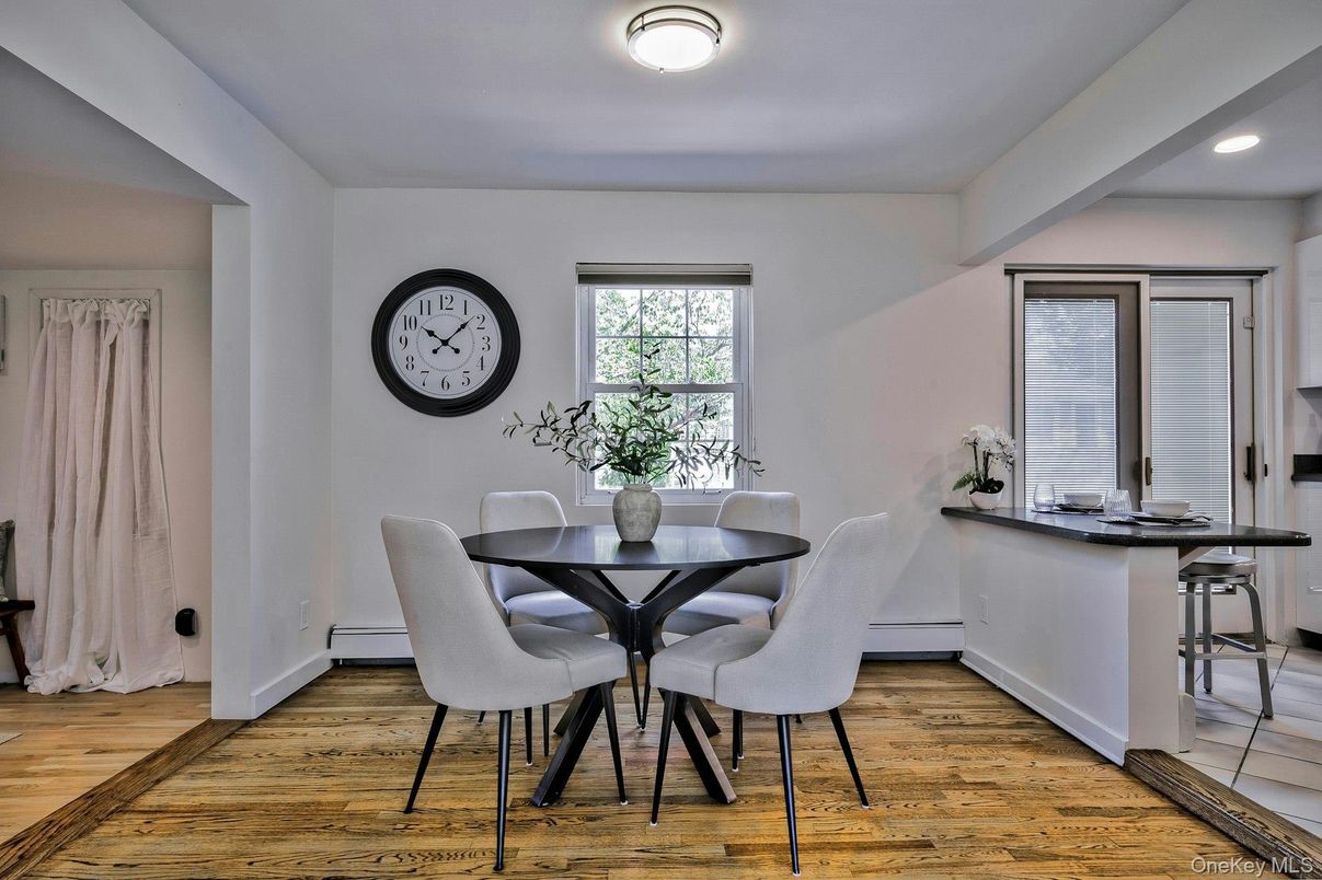 Dining room, Interior, Recessed Lighting, Wood Texture Flooring