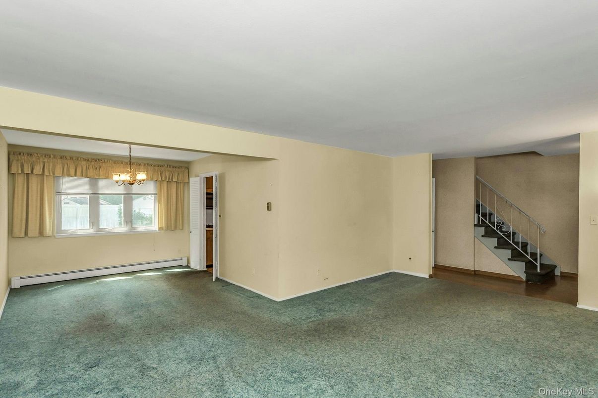 Chandelier, Empty room, Interior