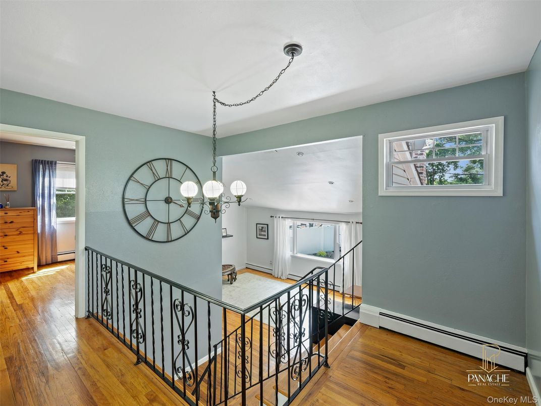 Chandelier, Interior, Wood Texture Flooring