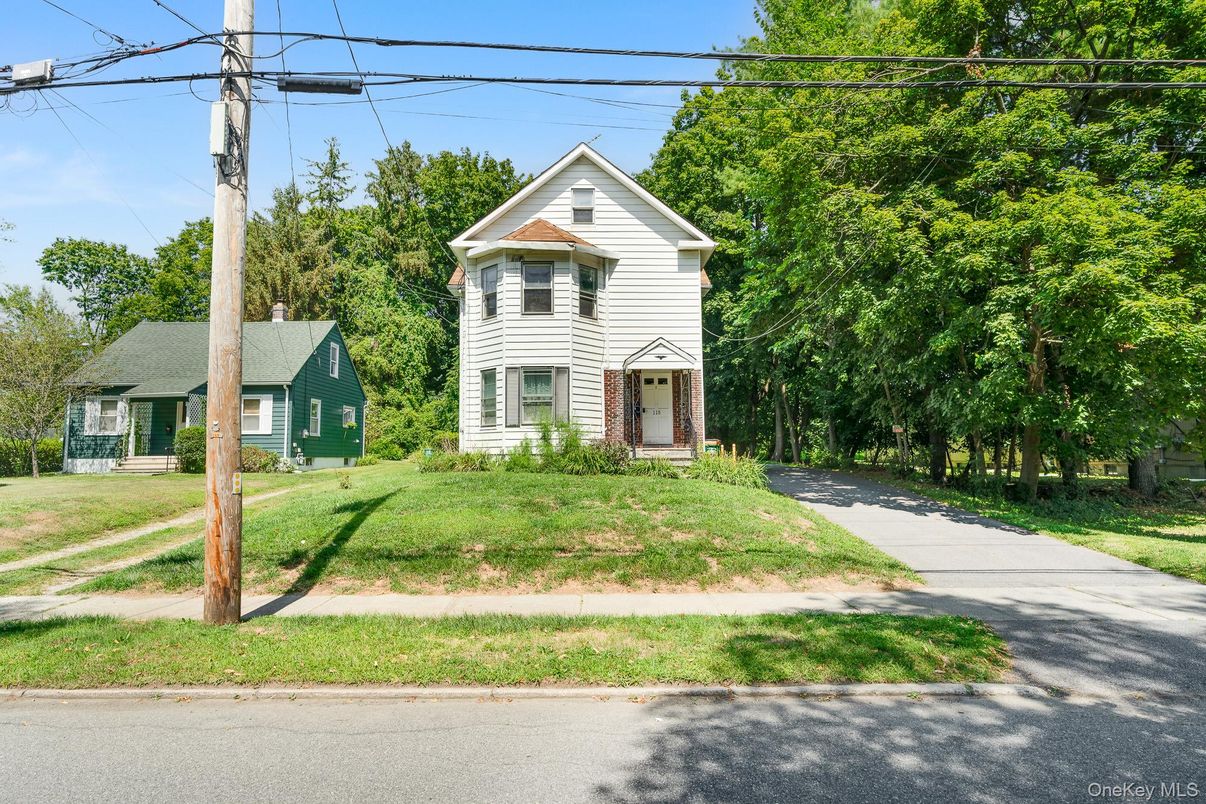 Backyard, Exterior, Facade, Georgian