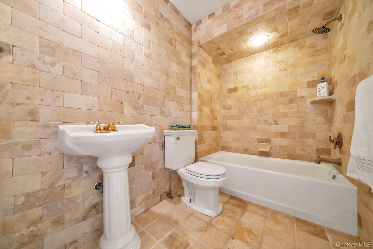 Bathroom, Interior, Stone Walls