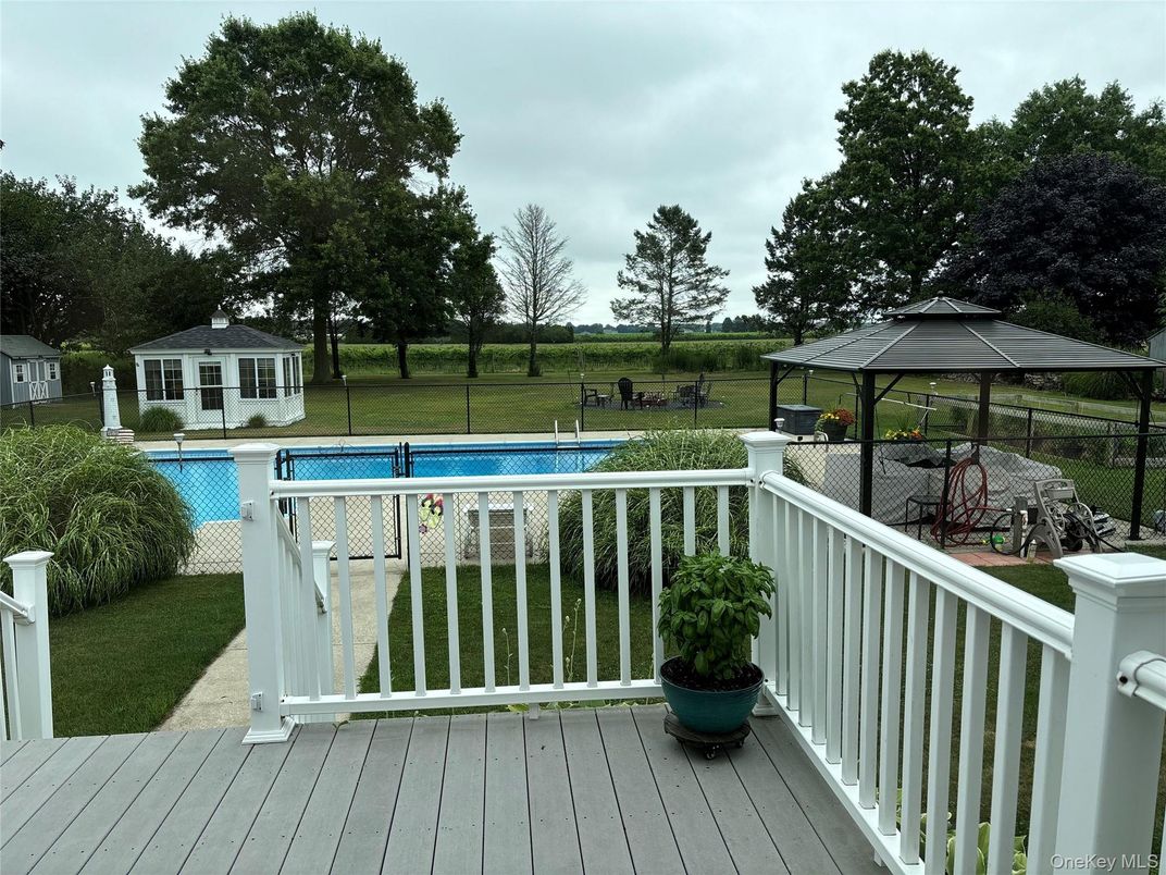 Backyard, Exterior, Pool