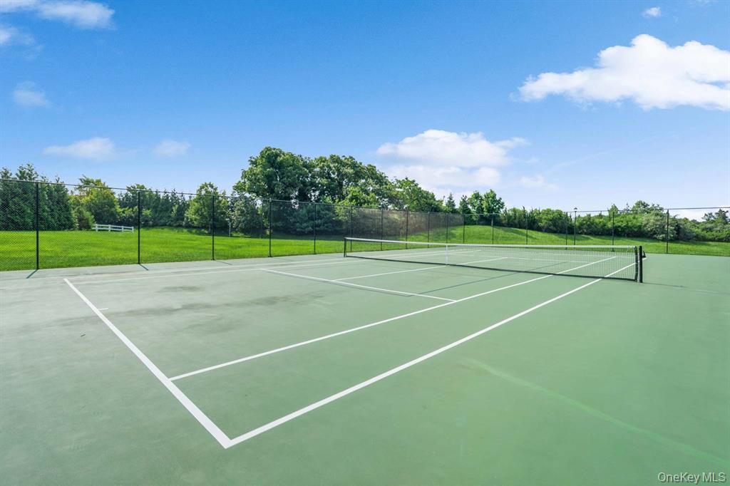 Exterior, Tennis Courts