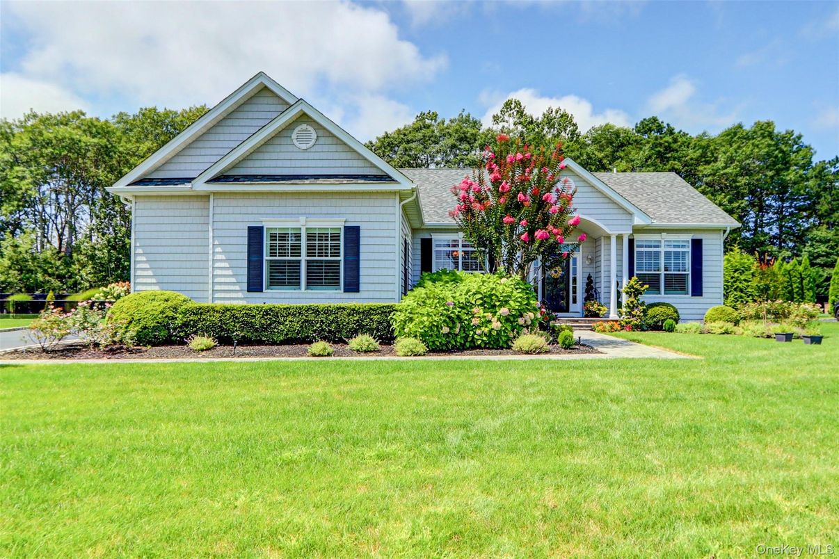 Backyard, Exterior, Facade, Farmhouse
