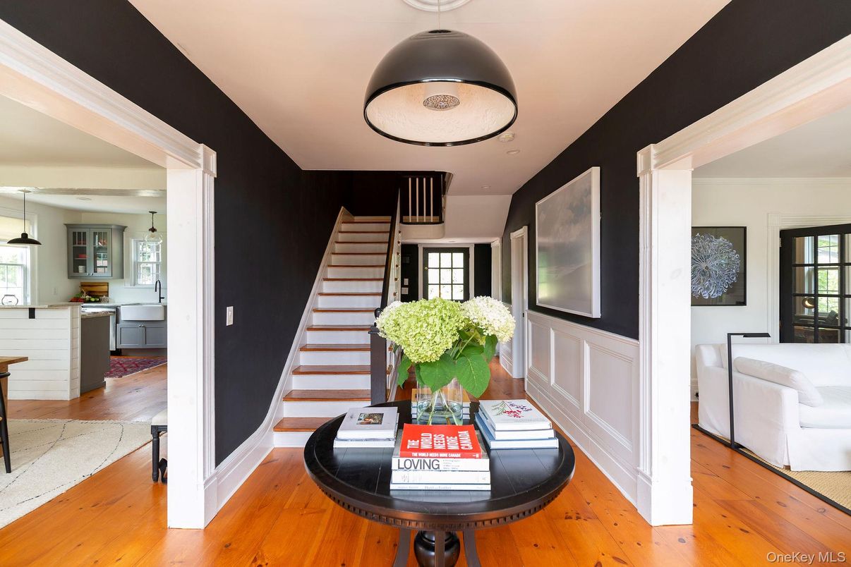 Interior, Kitchen, Pendant Lights, Wood Texture Flooring