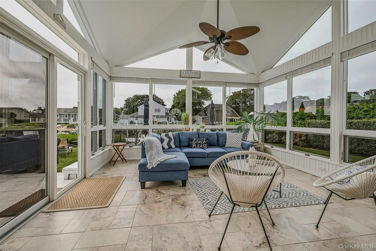 Interior, Living room, Sun Room