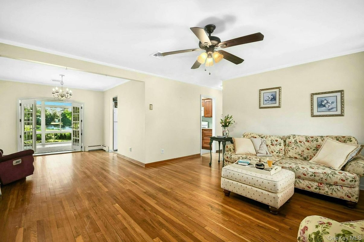 Chandelier, Interior, Living room, Wood Texture Flooring