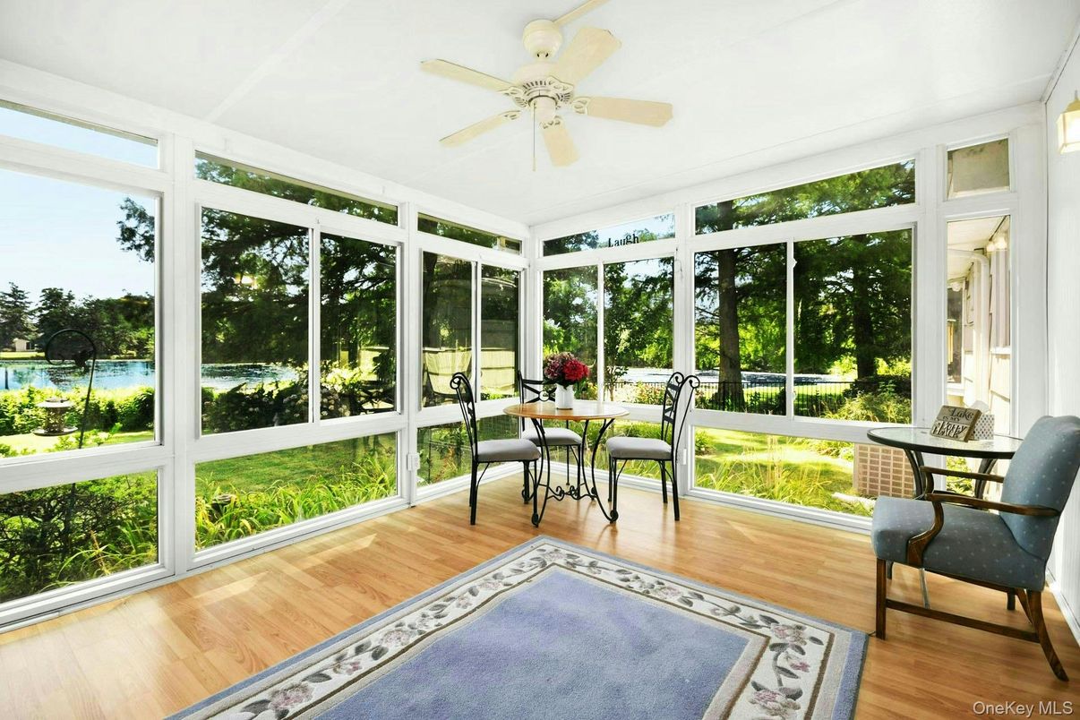 Interior, Sun Room, Water, Wood Texture Flooring