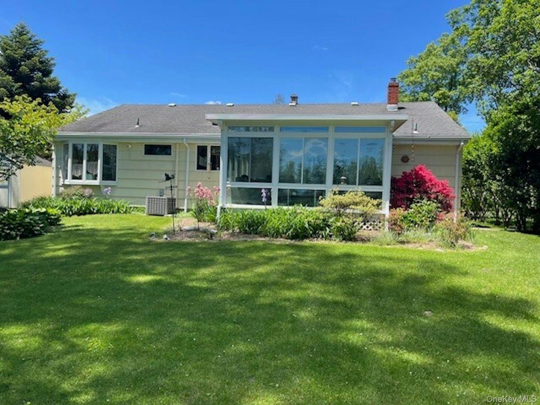 Backyard, Exterior, Facade, Ranch