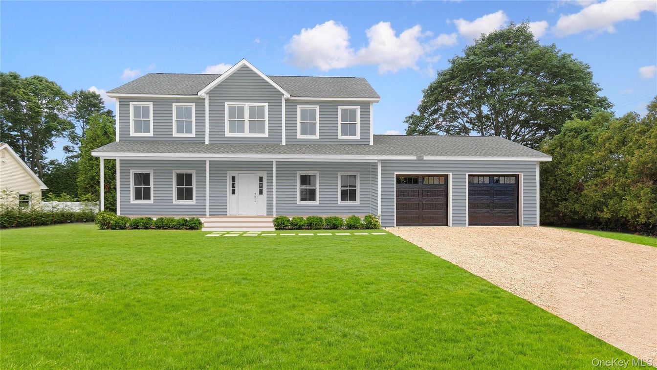 Attached, Exterior, Facade, Farmhouse