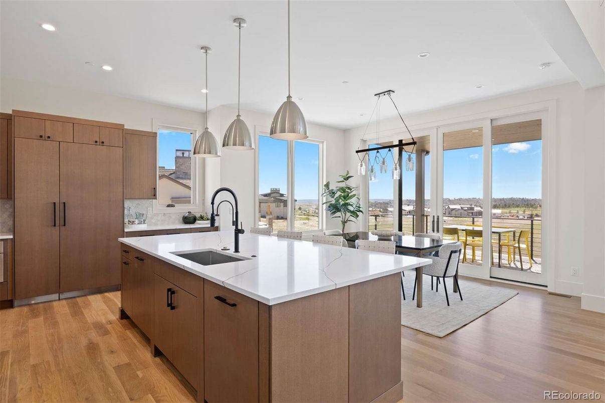Dining room, Interior, Kitchen, Pendant Lights, Recessed Lighting, Wood Texture Flooring