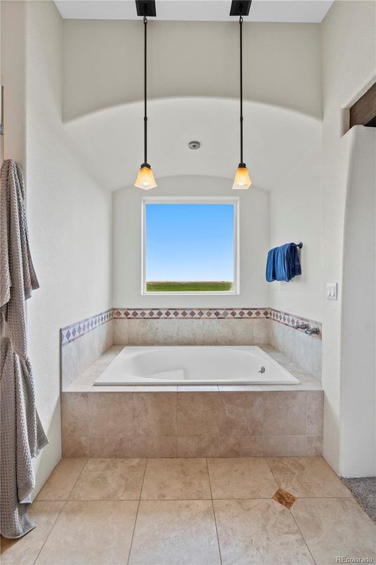 Bathroom, Interior, Pendant Lights