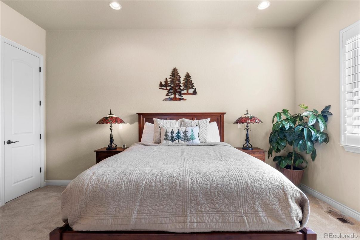 Bedroom, Interior, Recessed Lighting
