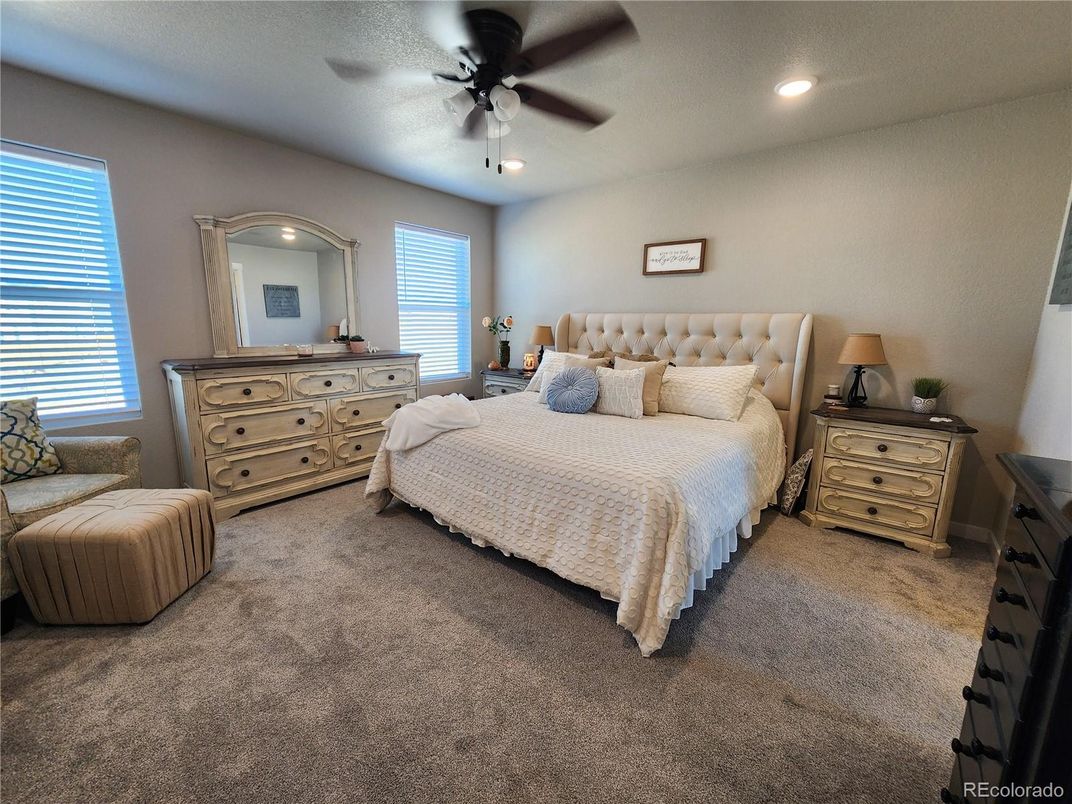 Bedroom, Interior, Recessed Lighting