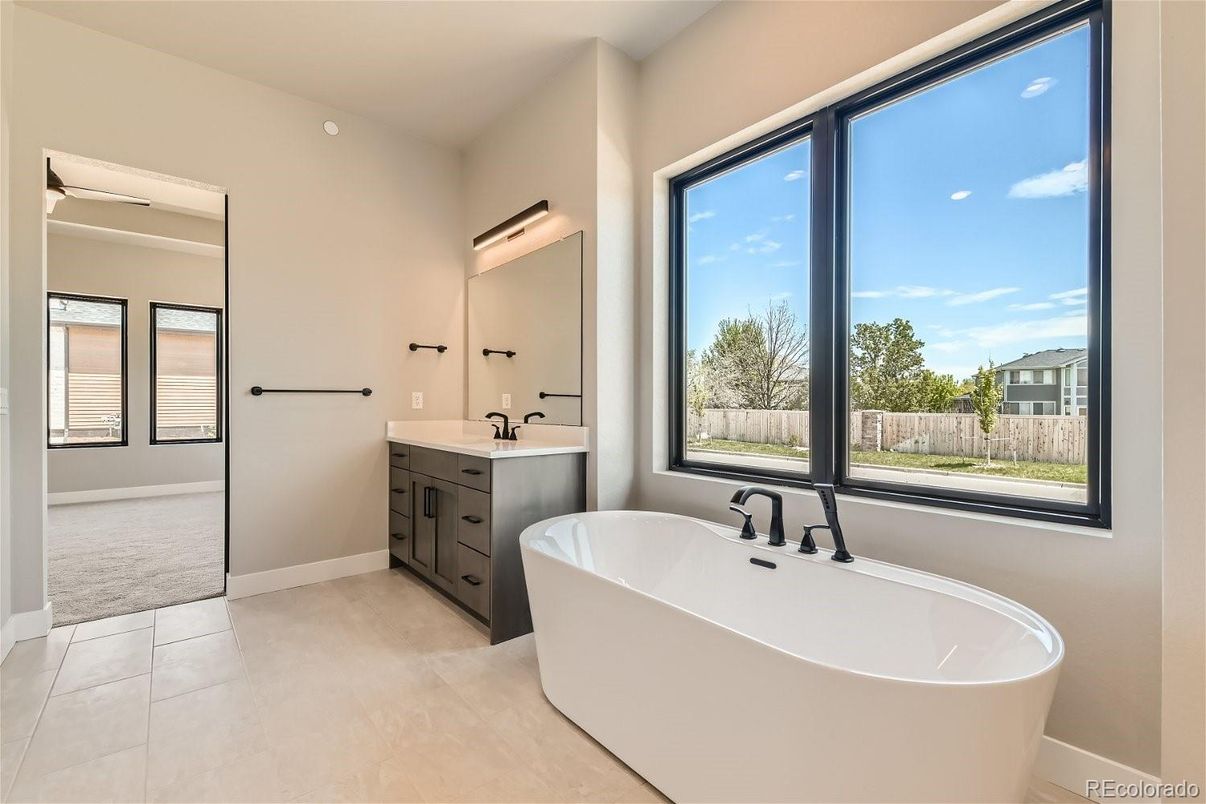 Bathroom, Dual Sink Vanities, Free Standing Baths, Interior