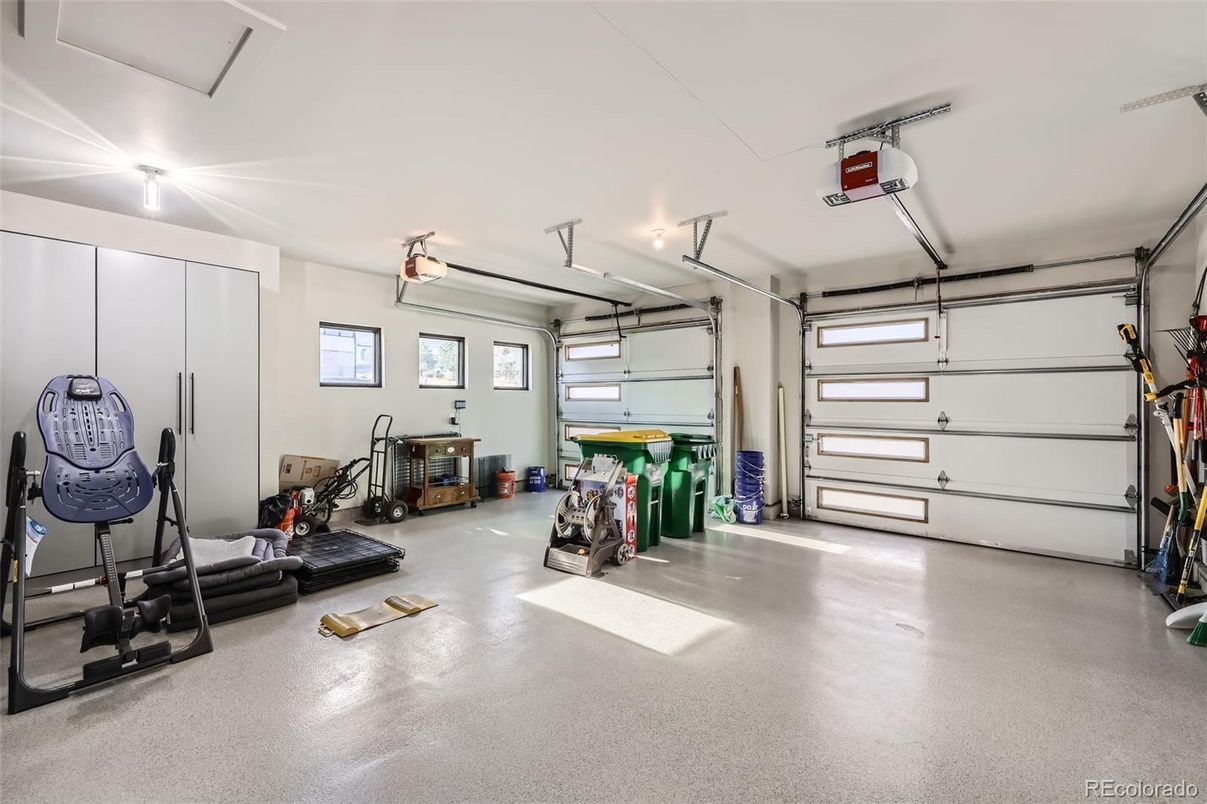 Fitness Equipment, Garage, Interior