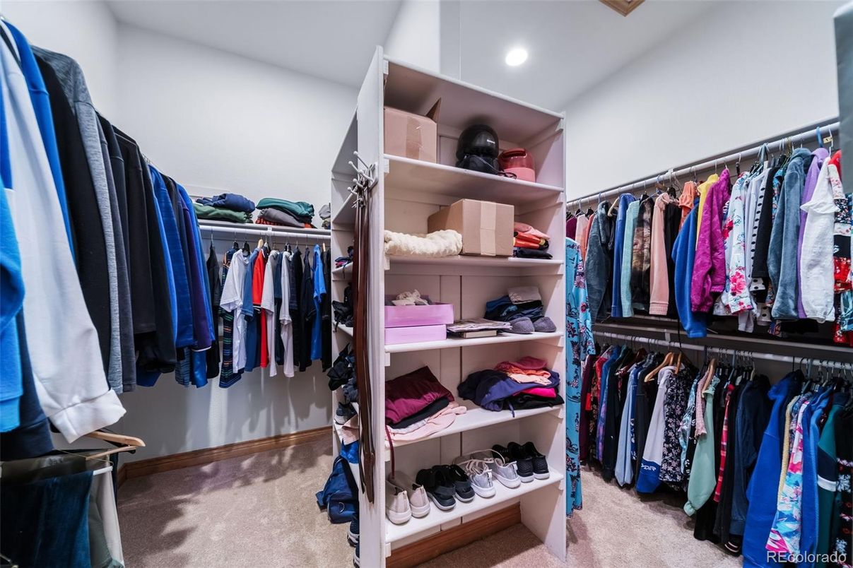 Interior, Recessed Lighting, Walk-in Closets