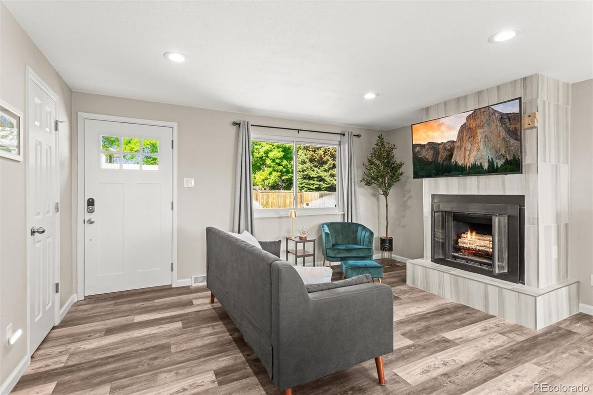 Fireplace, Interior, Living room, Recessed Lighting, Wood Texture Flooring