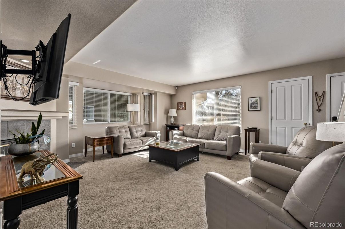 Fireplace, Interior, Living room