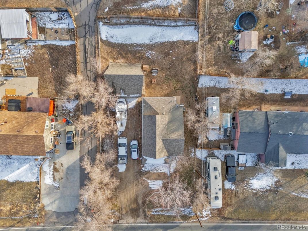 Exterior, Drone