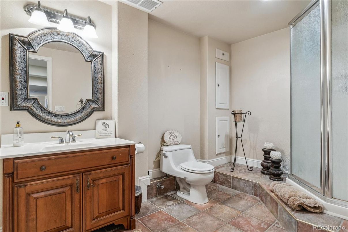 Bathroom, Interior