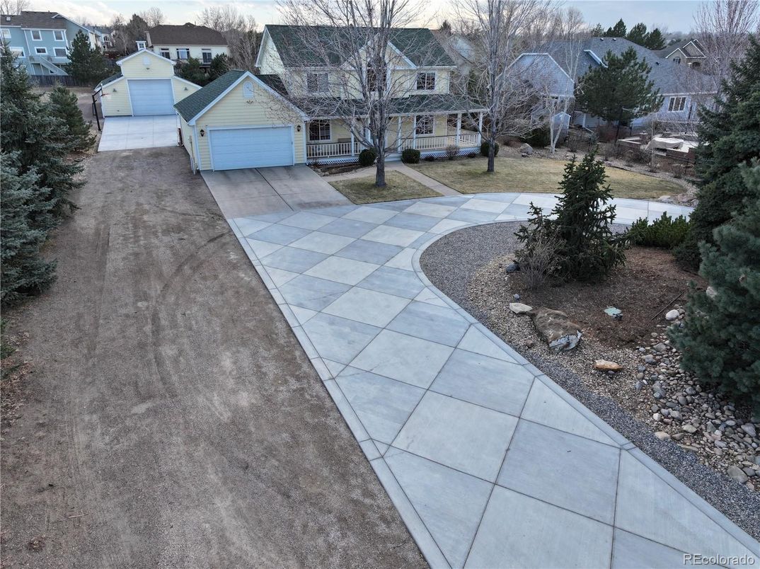 Backyard, Detached Garage, Exterior