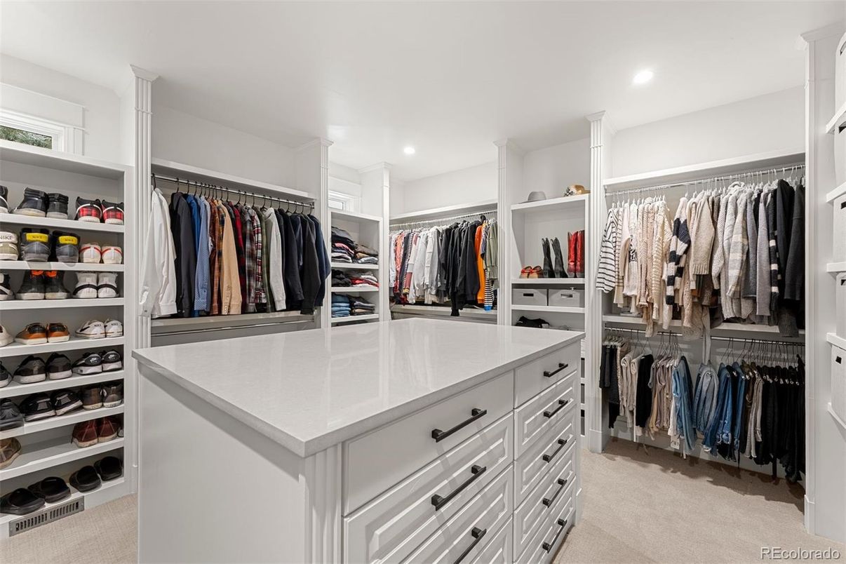 Interior, Recessed Lighting, Walk-in Closets