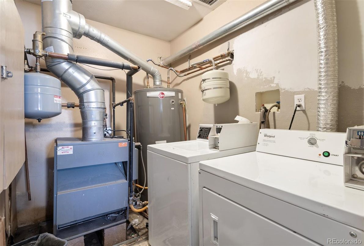 Interior, Washer