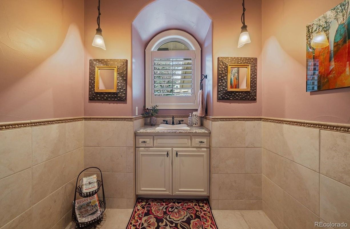 Bathroom, Interior, Pendant Lights