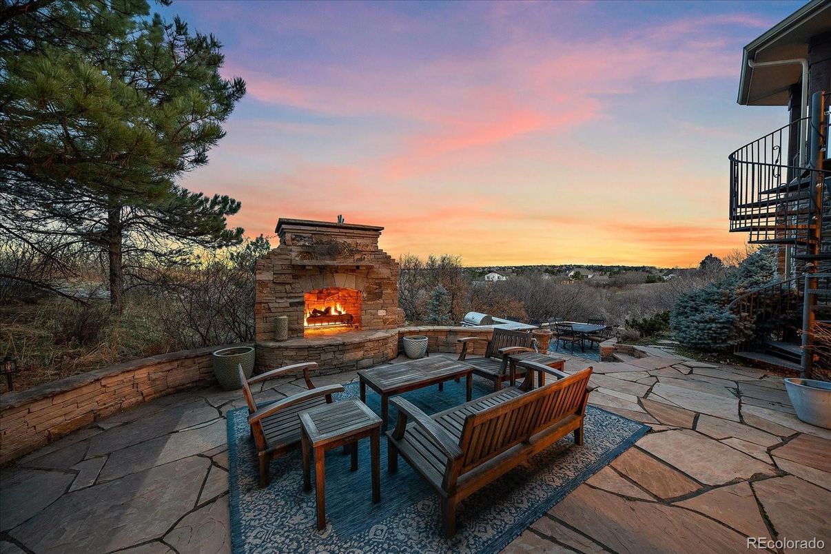 Exterior, Fireplace