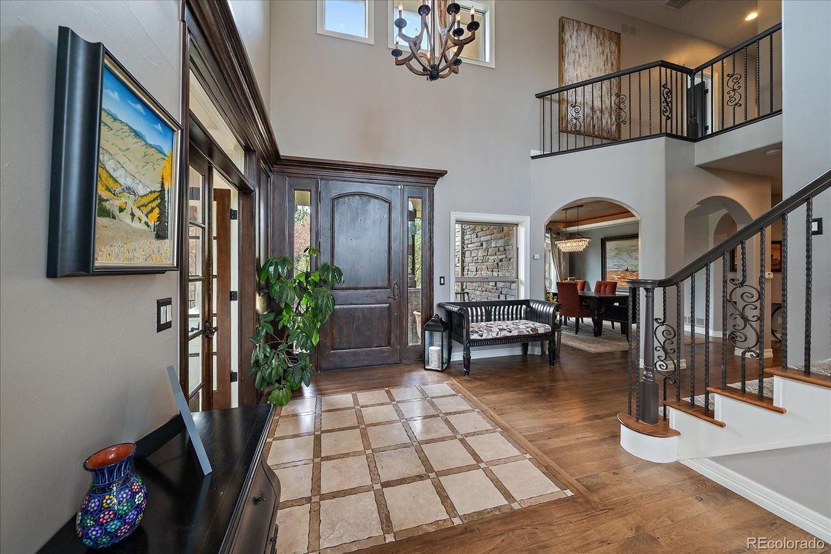 Chandelier, Dining room, Interior, Recessed Lighting, Wood Texture Flooring