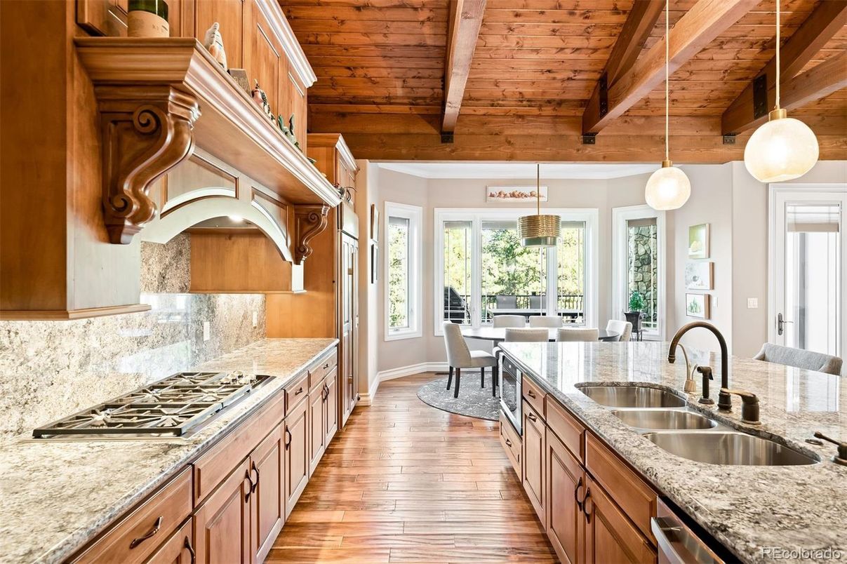 Dining room, Interior, Kitchen, Pendant Lights, Wooden Beams, Wooden Ceilings, Wood Texture Flooring