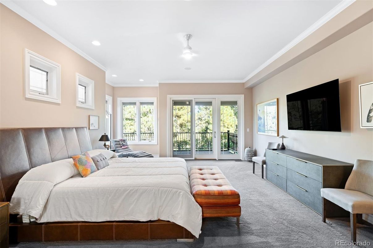 Bedroom, Interior, Recessed Lighting