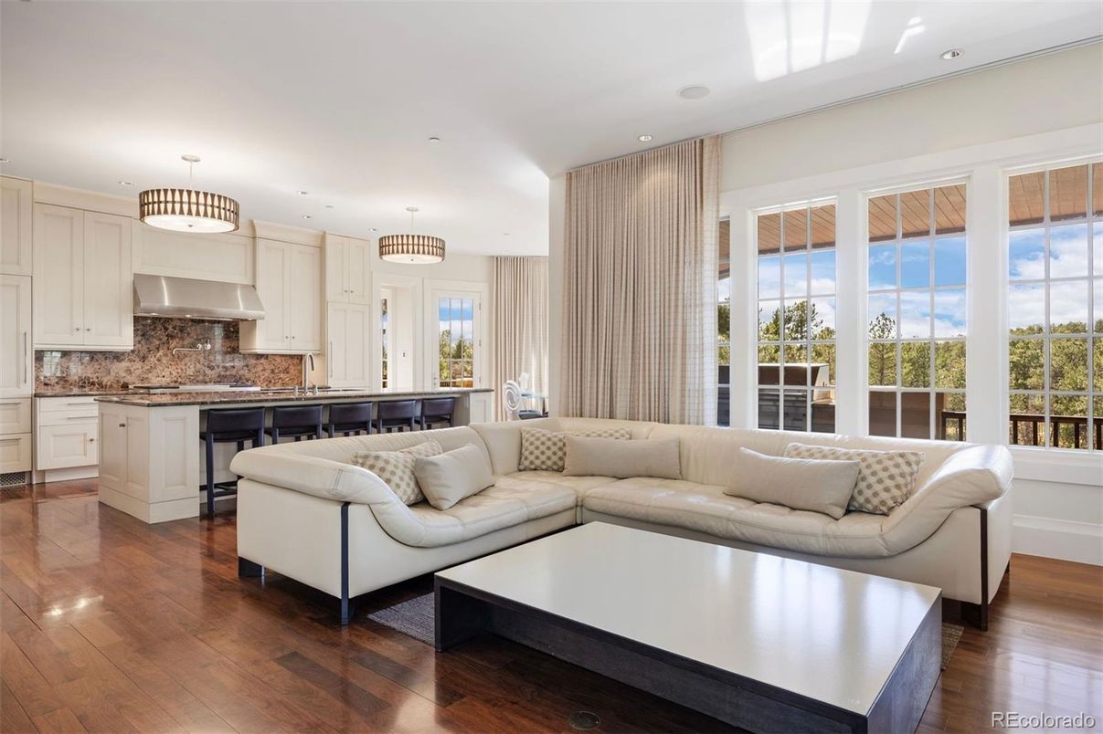 Interior, Kitchen, Living room, Pendant Lights, Recessed Lighting, Wood Texture Flooring