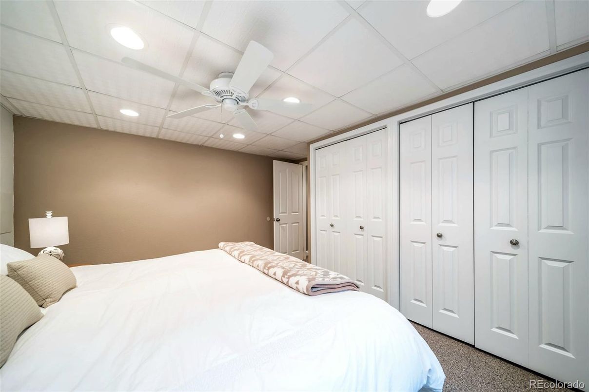 Bedroom, Interior, Recessed Lighting