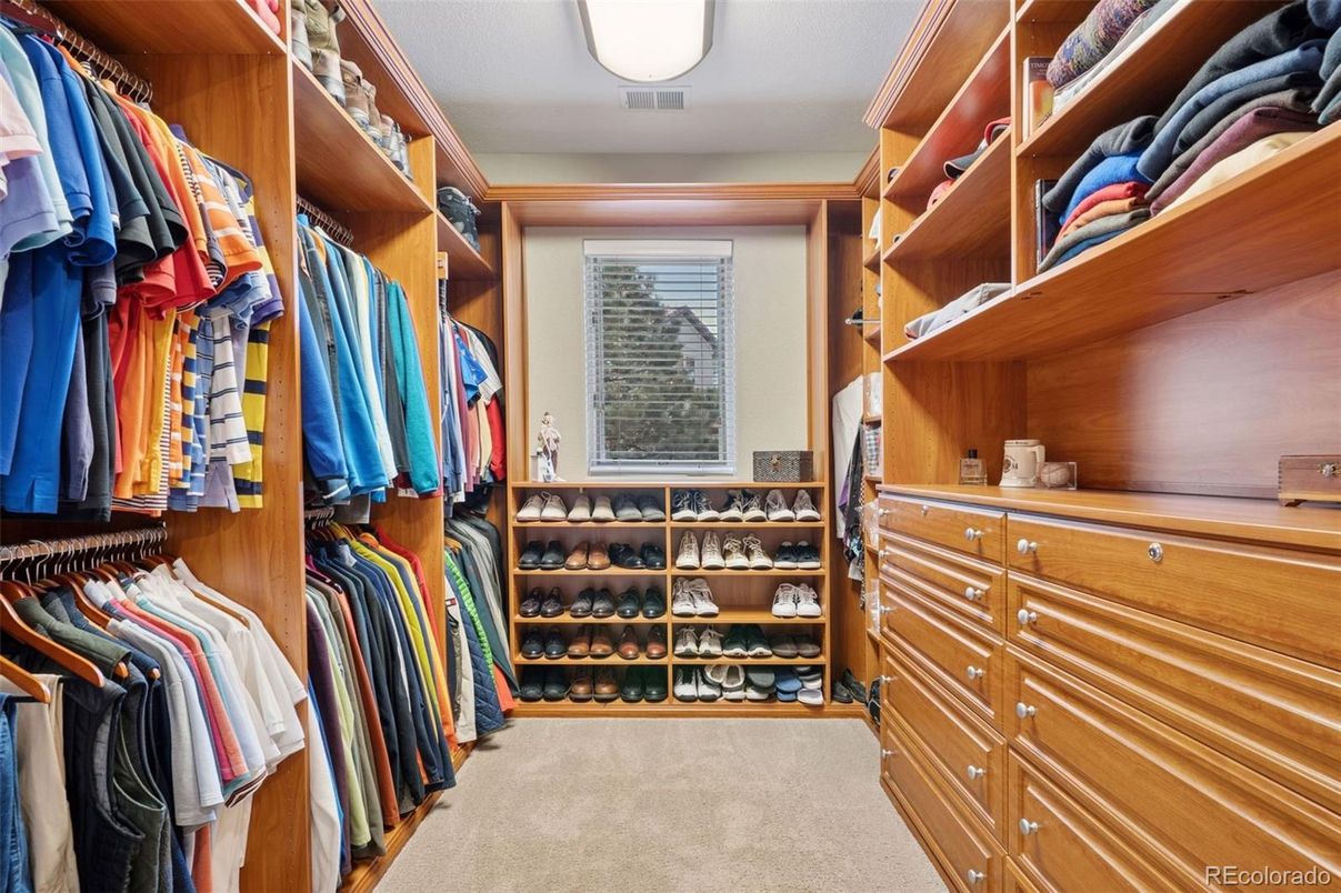 Interior, Walk-in Closets