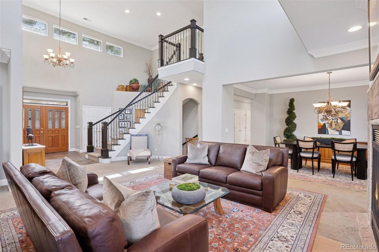 Chandelier, Dining room, Interior, Living room, Pendant Lights, Recessed Lighting