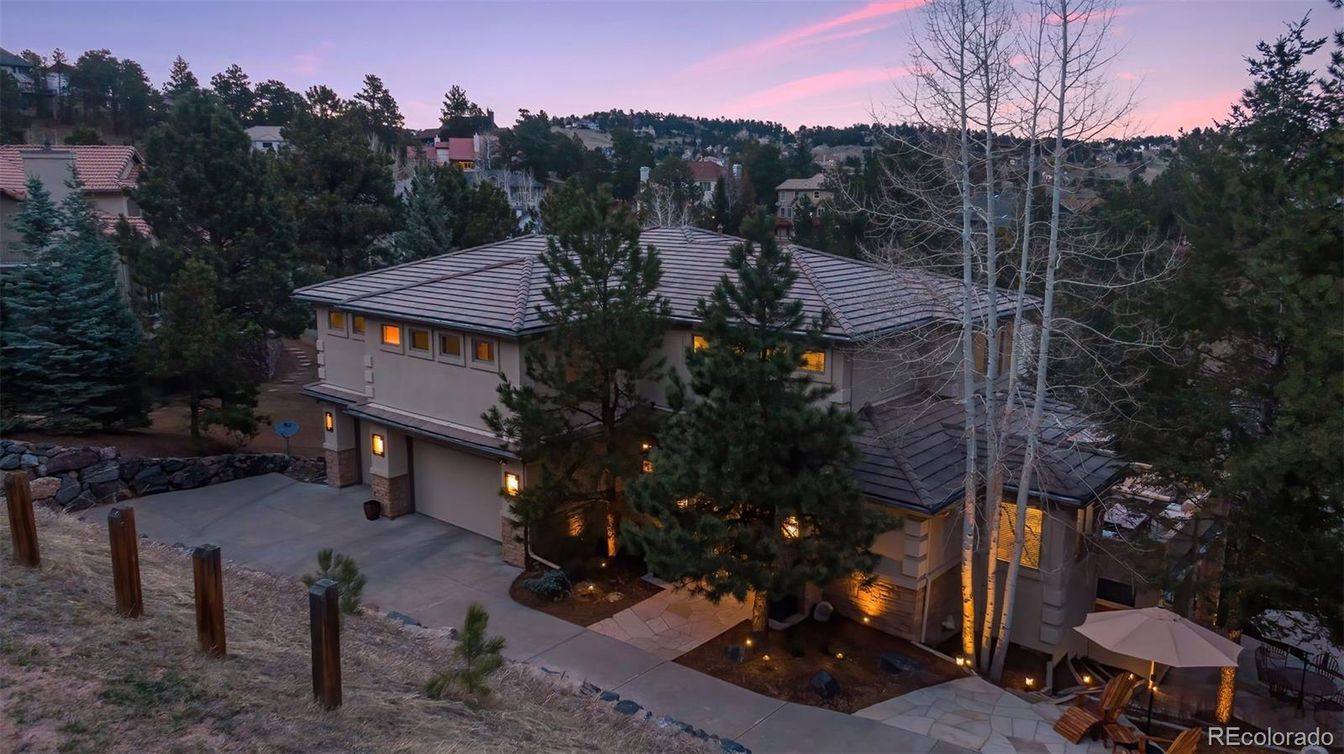 Exterior, Drone