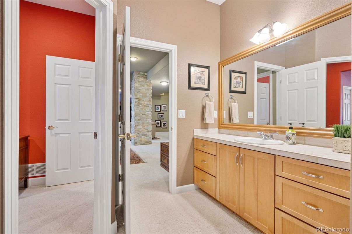 Bathroom, Interior, Tile Countertops