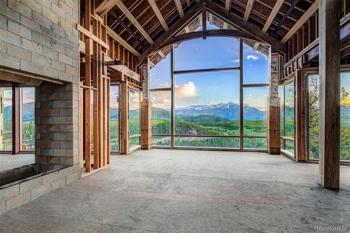 Empty room, Interior, Stone Walls, Wooden Beams, Wooden Ceilings