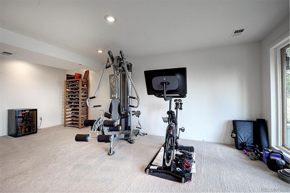Fitness Equipment, Interior, Recessed Lighting