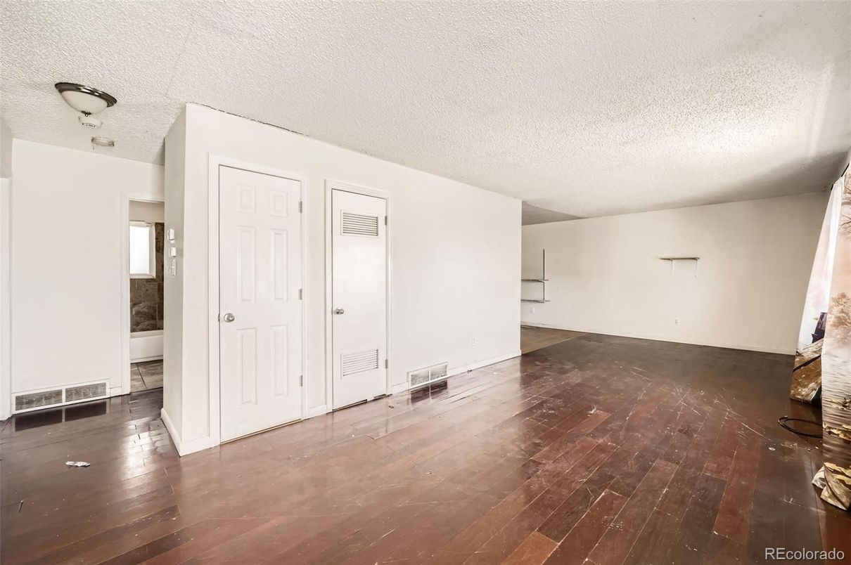 Empty room, Interior, Wood Texture Flooring