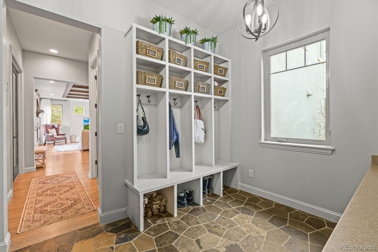 Interior, Pendant Lights, Recessed Lighting, Wood Texture Flooring