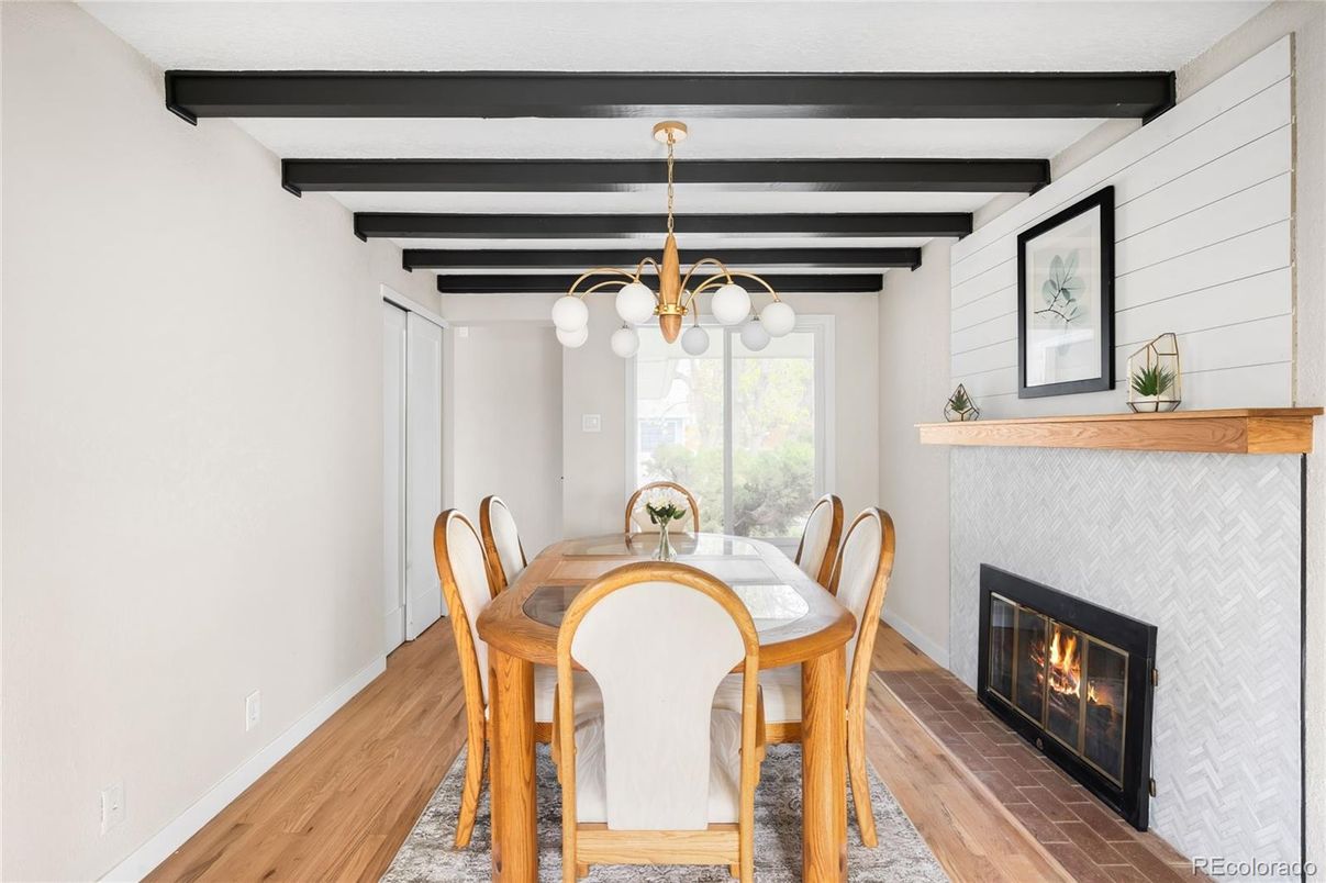 Dining room, Fireplace, Interior, Pendant Lights, Wooden Beams, Wood Texture Flooring