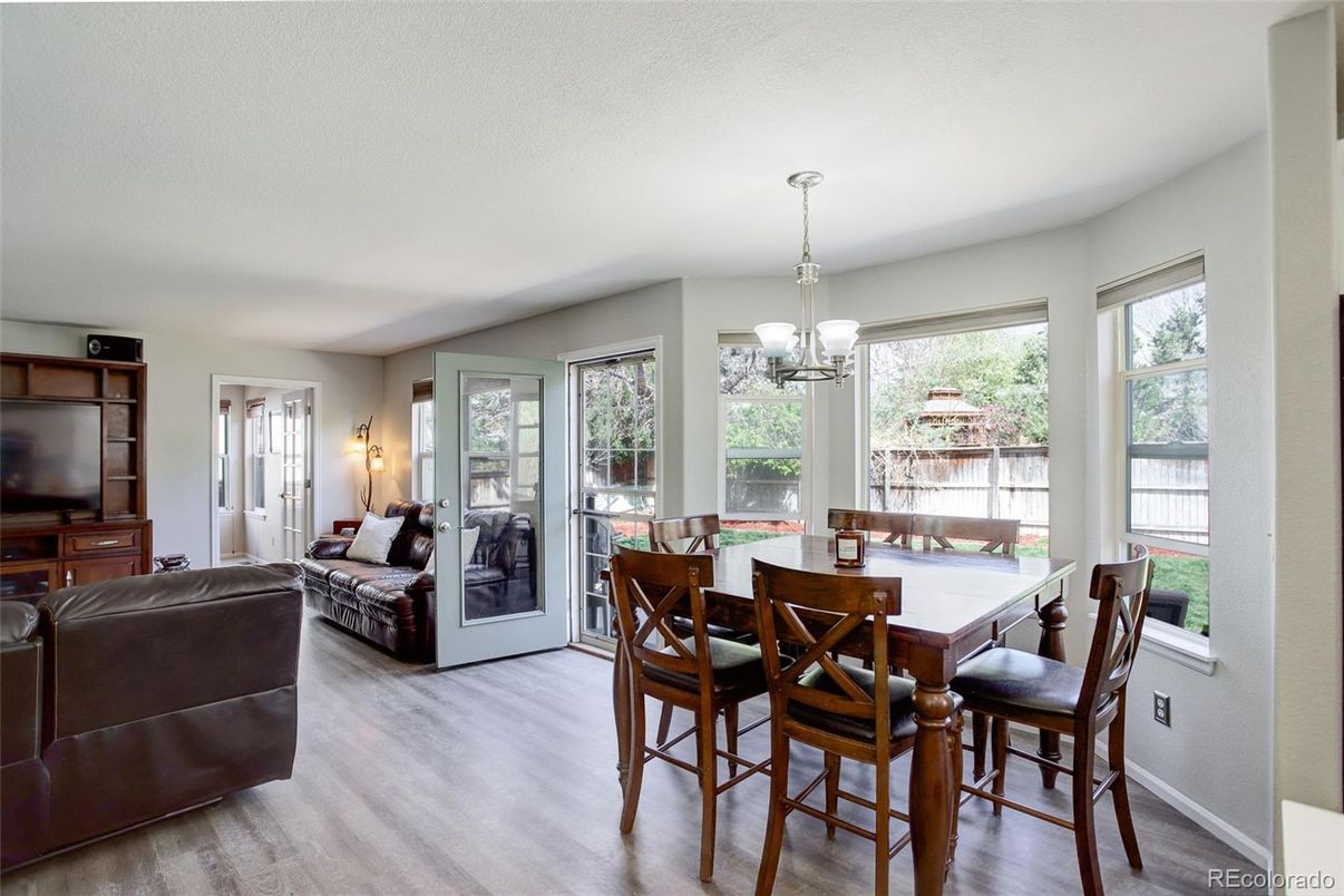 Chandelier, Dining room, Interior, Living room, Wood Texture Flooring