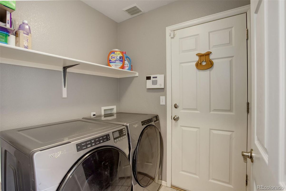 Interior, Washer