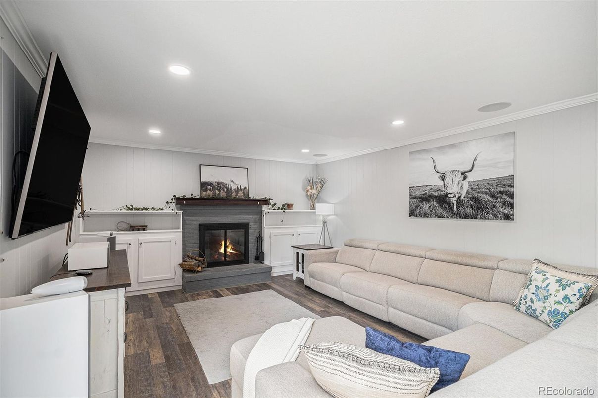 Fireplace, Interior, Living room, Recessed Lighting, Wood Texture Flooring